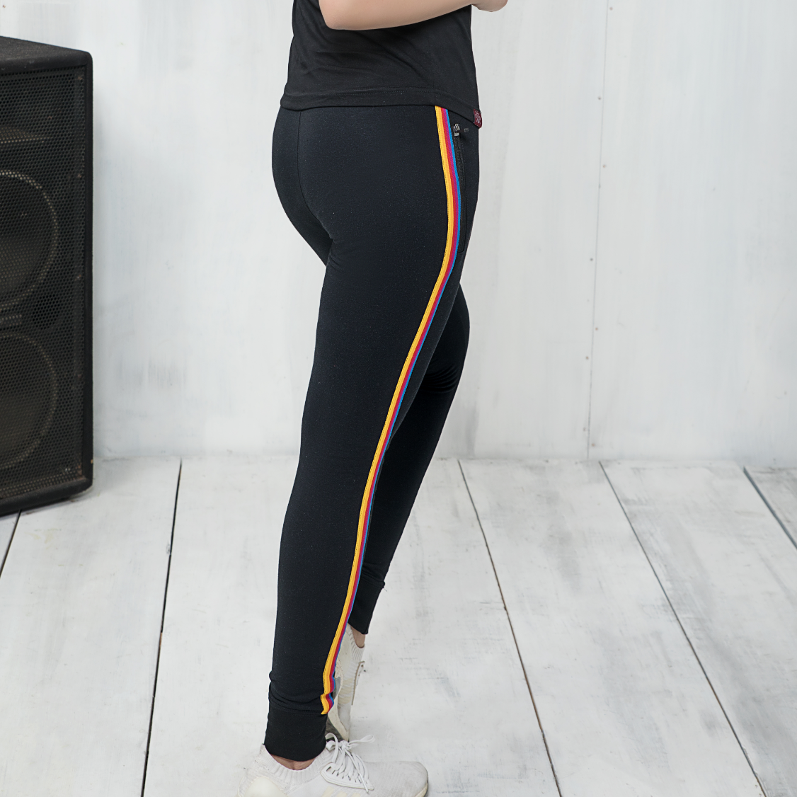 Comfort Rainbow-Tricot Joggers (Black)